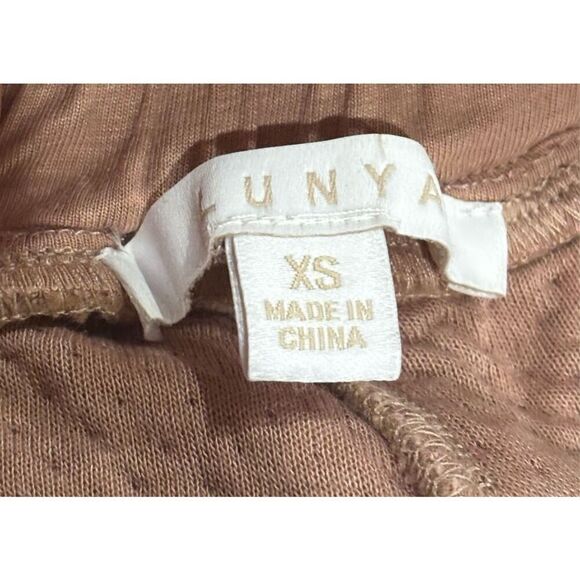 Lunya Restore Double Faced Shorts in Pink NWT Size XS - Picture 6 of 7